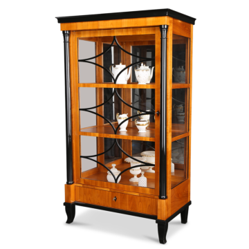 Vitrine mit Säulen Biedermeier Kirsche